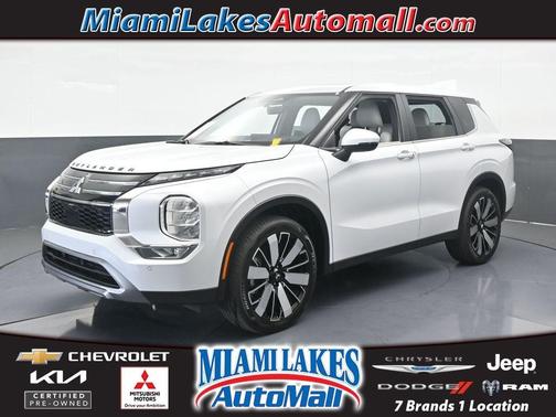 2025 Mitsubishi Outlander SE