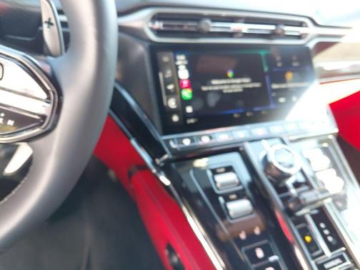 2025 Aston Martin Vantage Base