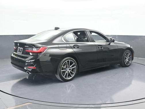 2020 BMW 330 i