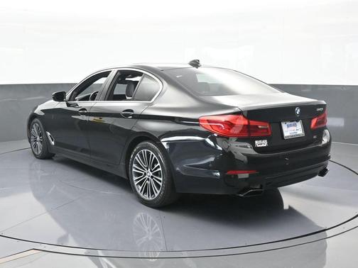 2019 BMW 540 i