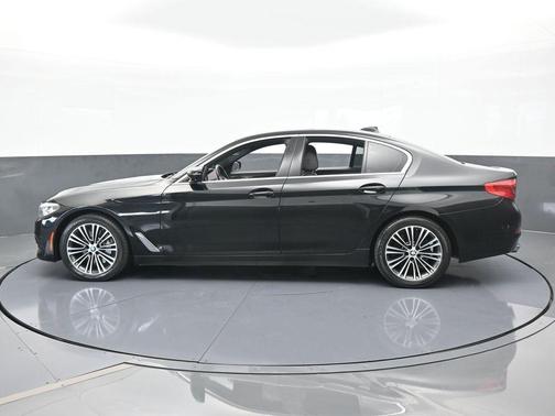 2019 BMW 540 i