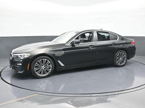 2019 BMW 540 i