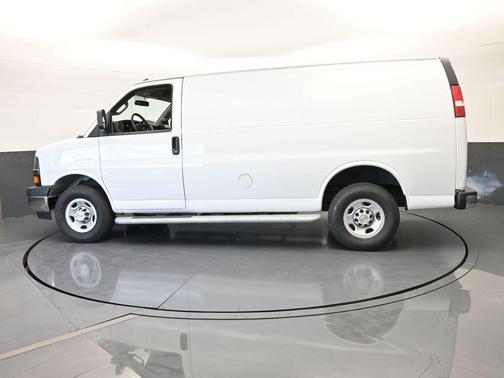2024 Chevrolet Express 2500 Work Van
