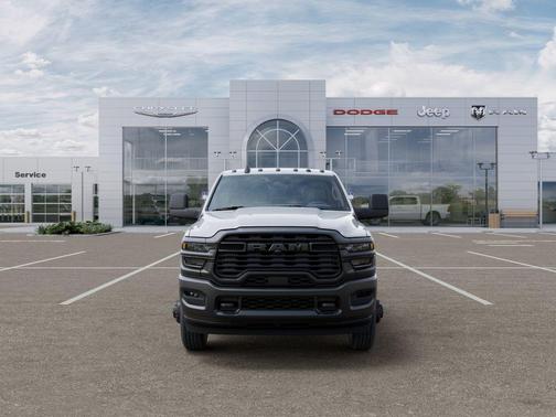 Bright White Clearcoat 2026 RAM 3500 Tradesman/Big Horn
