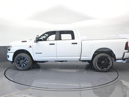 Bright White Clearcoat 2026 RAM 2500 Big Horn