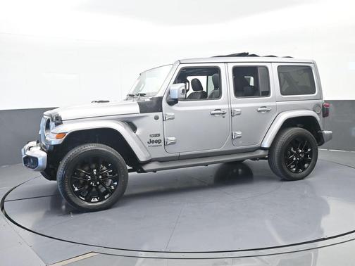 Billet Silver Metallic Clearcoat 2021 Jeep Wrangler Unlimited Sahara Altitude