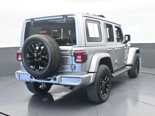 Billet Silver Metallic Clearcoat 2021 Jeep Wrangler Unlimited Sahara High Altitude