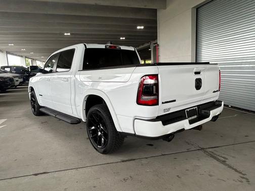 Bright White Clearcoat 2021 RAM 1500 Laramie