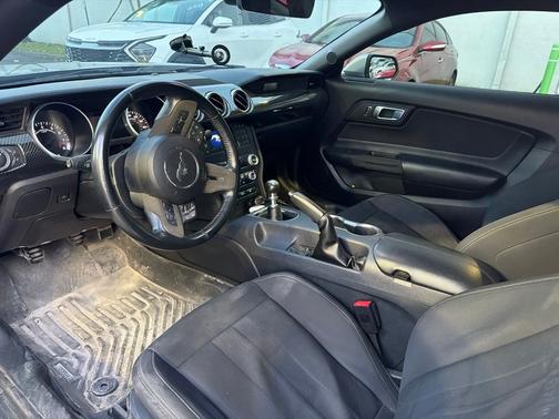 Iconic Silver Metallic 2023 Ford Mustang GT