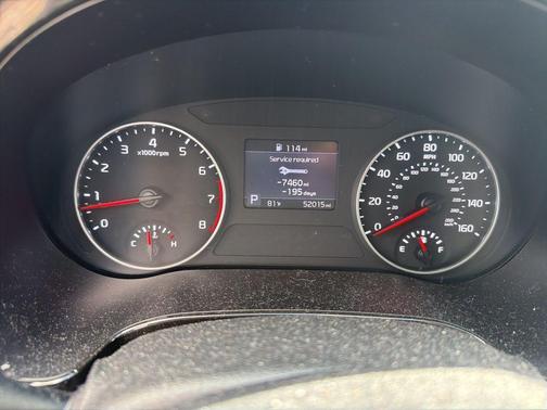 Snow White Pearl 2022 Kia Seltos S