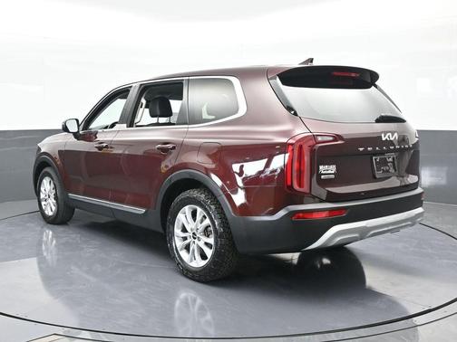 2022 Kia Telluride LX
