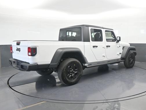 Bright White Clearcoat 2026 Jeep Gladiator Sport
