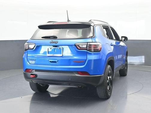 2023 Jeep Compass Trailhawk