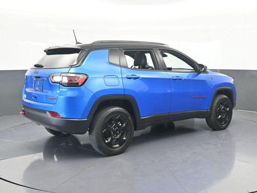 2023 Jeep Compass Trailhawk