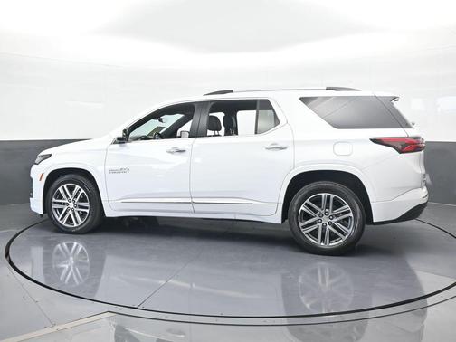 2022 Chevrolet Traverse High Country
