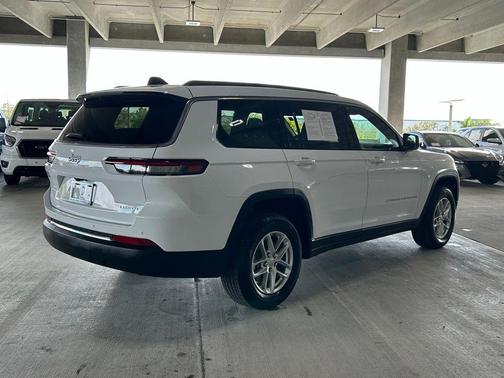 2025 Jeep Grand Cherokee L Laredo