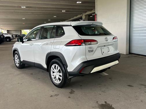 Wind Chill Pearl 2024 Toyota Corolla Cross L