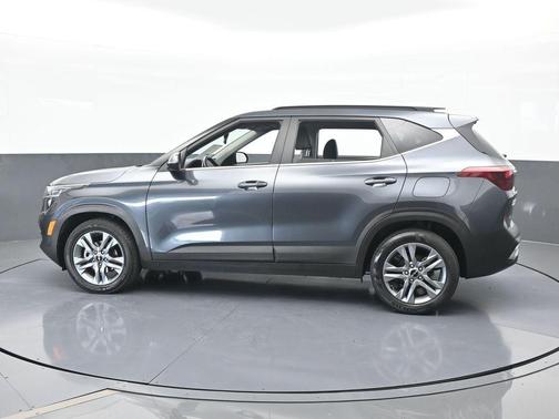 2022 Kia Seltos S