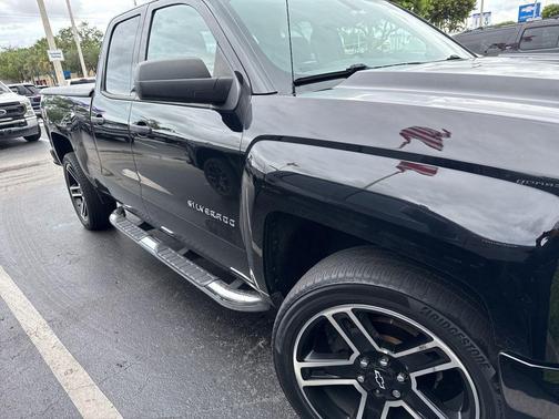 2017 Chevrolet Silverado 1500 Custom