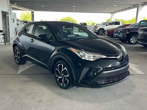 2021 Toyota C-HR XLE