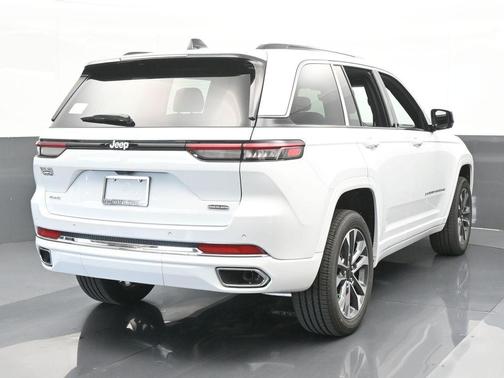 2024 Jeep Grand Cherokee Overland