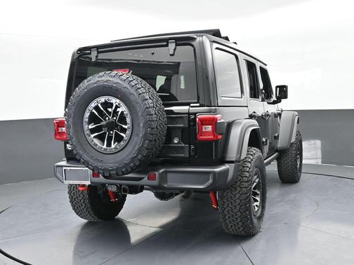 Black Clearcoat 2026 Jeep Wrangler Rubicon
