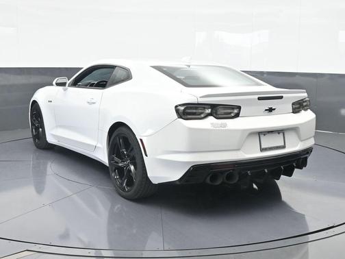 2021 Chevrolet Camaro LT1