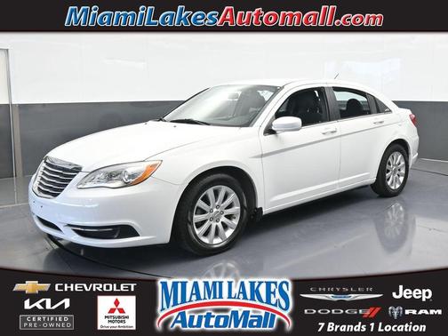 2013 Chrysler 200 Touring