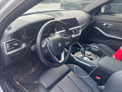 2021 BMW 330 i