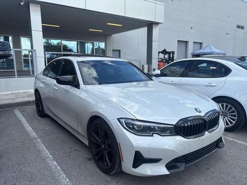 2021 BMW 330 i