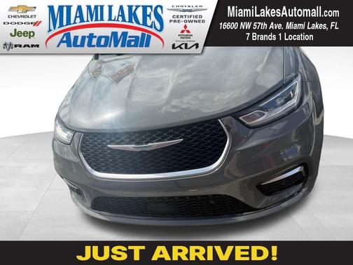 2021 Chrysler Pacifica Hybrid Pinnacle