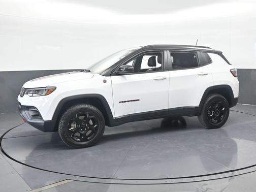 2023 Jeep Compass Trailhawk