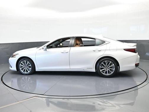 2022 Lexus ES 300h 300H
