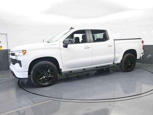 Summit White 2025 Chevrolet Silverado 1500 RST