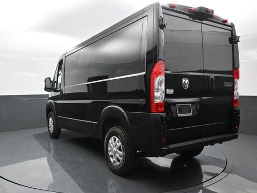 2025 RAM ProMaster 1500 Low Roof