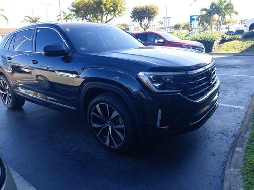 2024 Volkswagen Atlas Cross Sport 2.0T SEL Premium R-Line