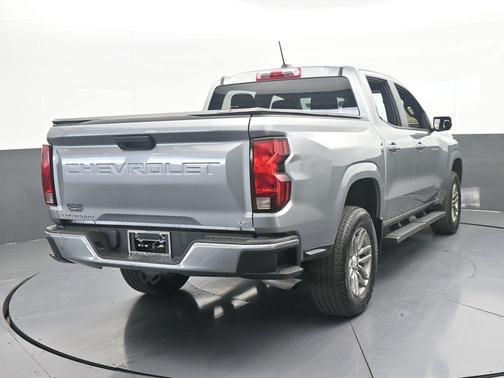 Sterling Gray Metallic 2023 Chevrolet Colorado LT
