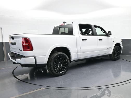 Bright White Clearcoat 2026 RAM 1500 Limited