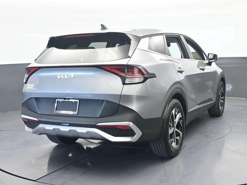 Steel Gray 2024 Kia Sportage EX