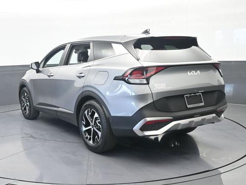 Steel Gray 2024 Kia Sportage EX