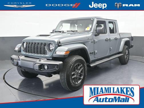 2026 Jeep Gladiator Sport