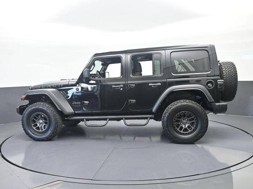 Black Clearcoat 2022 Jeep Wrangler Unlimited Sport
