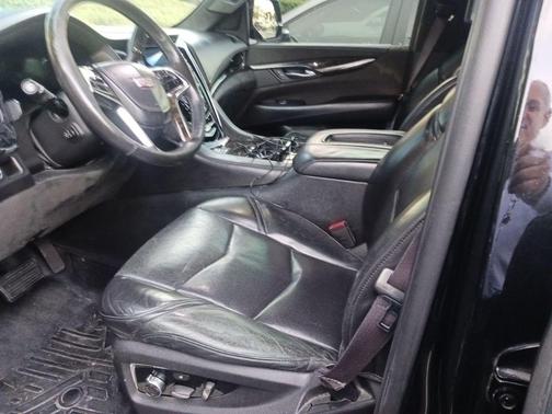 2016 Cadillac Escalade ESV Platinum