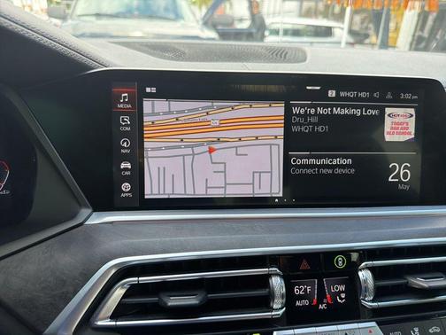 White Metallic 2023 BMW X5 xDrive40i