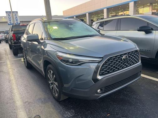 2022 Toyota Corolla Cross XLE