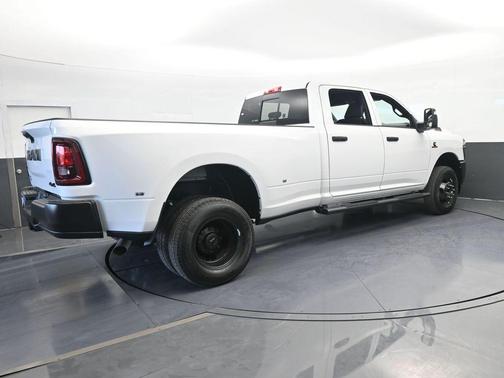 Bright White Clearcoat 2026 RAM 3500 Tradesman