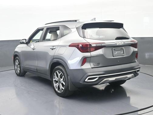Steel Gray 2022 Kia Seltos EX