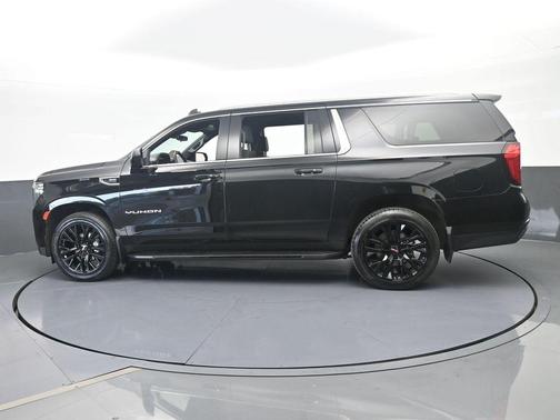 2023 GMC Yukon XL SLE