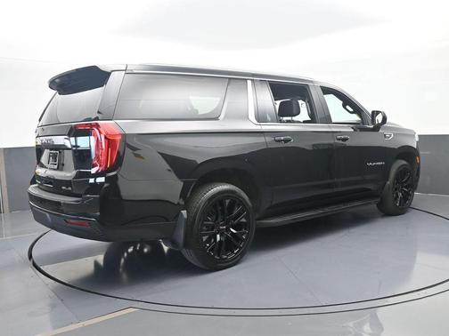 2023 GMC Yukon XL SLE
