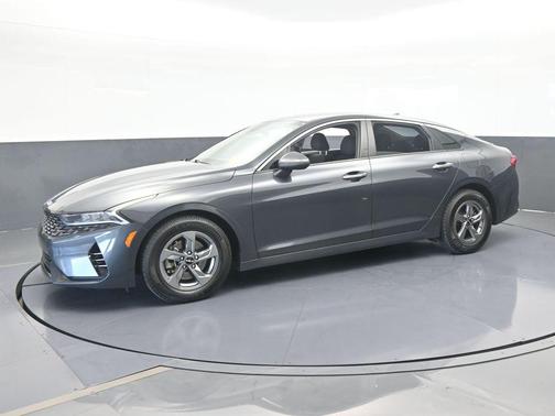 2022 Kia K5 LXS